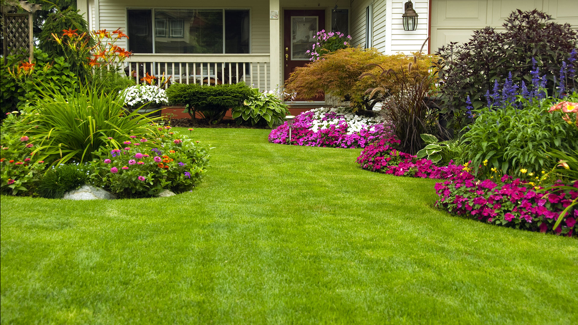 Gregory Lawn & Landscape Landscaping Company, Landscaper and Lawn Care Services slide 1